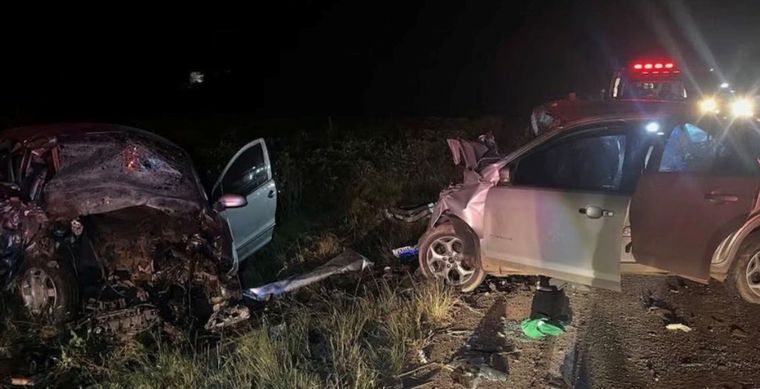 Los jóvenes se encontraban viajando a Misiones en el momento del accidente. Los jóvenes se encontraban viajando a Misiones en el momento del accidente.