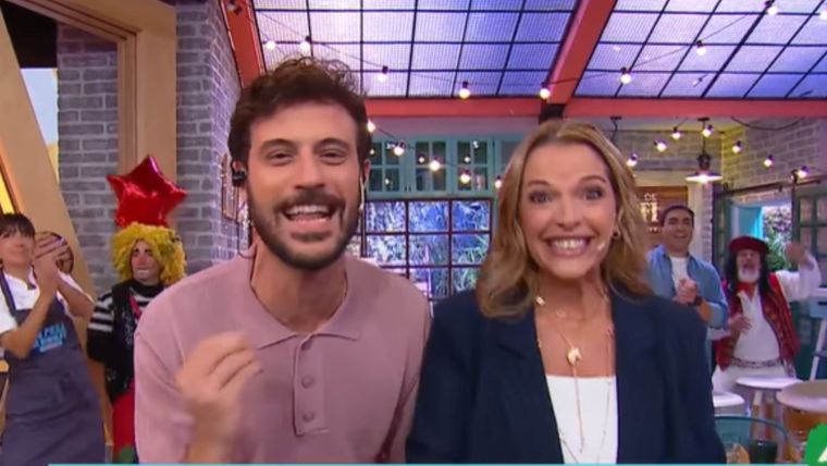 Carina Zampini volvió con todo a La Peña junto a Diego Leuco.&nbsp;