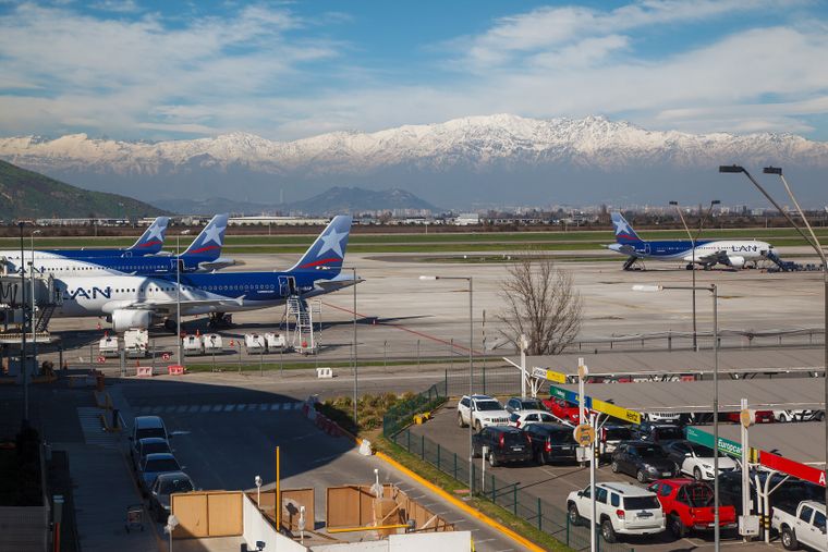 No hubo accidentes, pero el avión de Aerolíneas Argentinas quedó fuera de servicio. No hubo accidentes, pero el avión de Aerolíneas Argentinas quedó fuera de servicio.