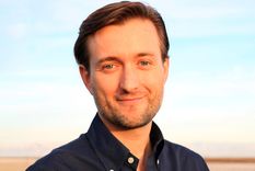 tomas pueyo: argentina aun no sale de la primera ola de contagios