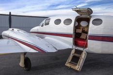 La aerolínea privada ofrece un vuelo de 45 minutos para que las parejas puedan cumplir sus fantasías en un vuelo que sobrevuela Las Vegas Foto: Love Cloud