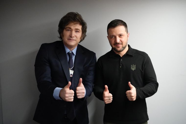 Javier Milei y Volodimir Zelensky en Suiza. Foto: Prensa Presidencia