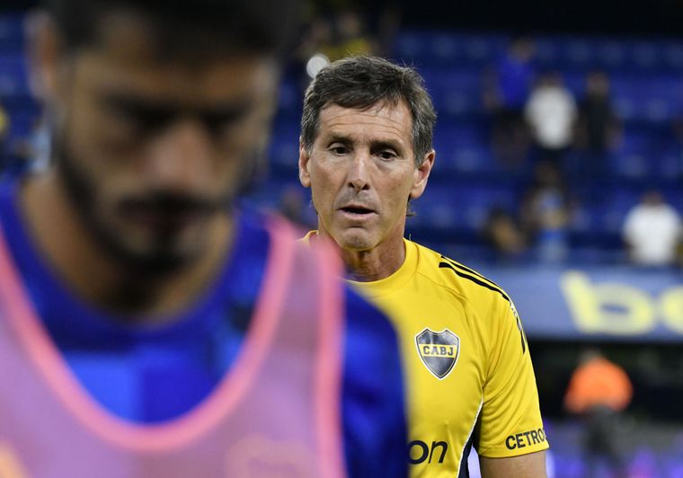 Se agota la paciencia con Claudio &Uacute;beda en Boca.