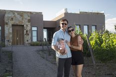 Roberto, Pampita y la pequeña Ana, en Rosell Boher Lodge. Hacé scroll y mirá todas las fotos al final de la nota. Foto: Gentileza