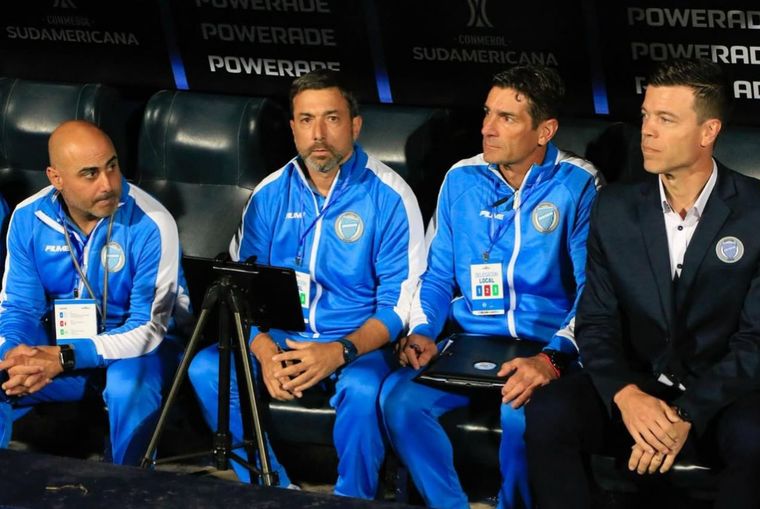 Bajo la gestión Solari, el Tomba apenas ganó 5 partidos de 22. Foto: Instagram Rodrigo Barrios.