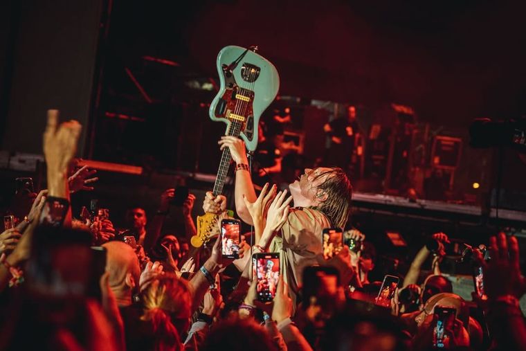 El tren Mitre operará con servicios especiales hasta las 03:00 de la mañana. / Instagram @lollapaloozaar