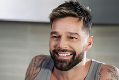 A los 50 años Ricky Martin se siente y se ve espléndido.