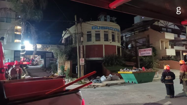 Indagan a los cuatro albañiles detenidos por el derrumbe de Villa Gesell Foto: X