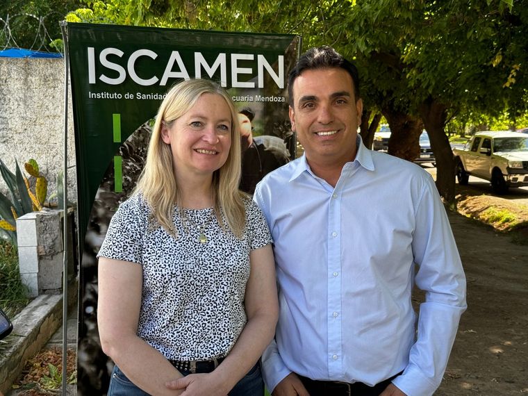 La vicegobernadora, Hebe Casado, junto al titular de Iscamen, José Orts. Foto: prensa Hebe Casado
