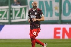 Pinola volvió a jugar y fue el capitán de River. Foto: @RiverPlatePho Pinola volvió a jugar y fue el capitán de River. Foto: @RiverPlatePho