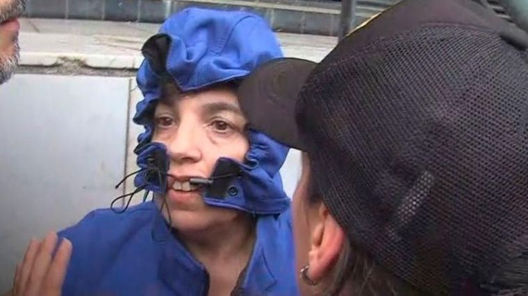 Marina Morbiducci La mujer habló con la prensa ante de ser trasladada en una ambulancia.