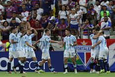 La mala noticia que recibió Racing y Costas a horas del partido ante Banfield. Foto: EFE La mala noticia que recibió Racing y Costas a horas del partido ante Banfield. Foto: EFE