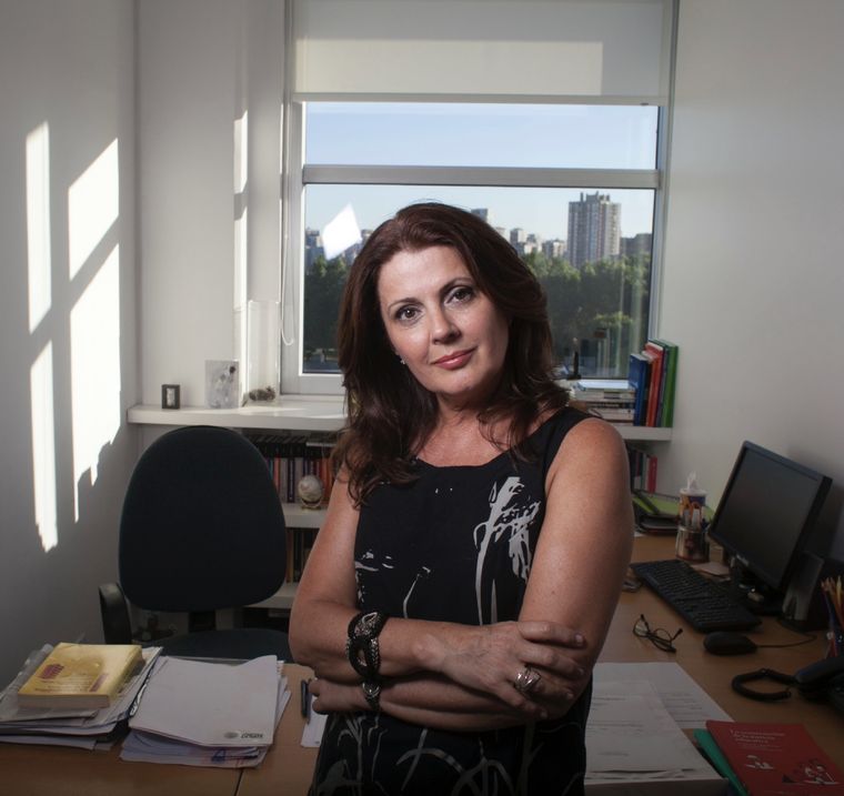 Claudia Romero, Doctora en Educación.