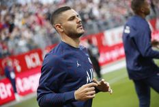 El delantero sufrió una lesión en su hombro derecho Foto: PSG