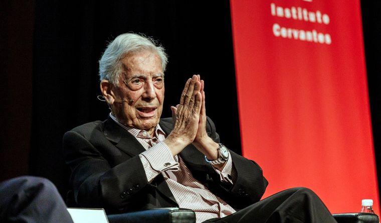 Ha fallecido el escritor Mario Vargas Llosa. Foto: Dpa.