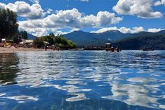 A Quila Quina se puede llegar en auto o en barco Foto: Turismo Neuquén