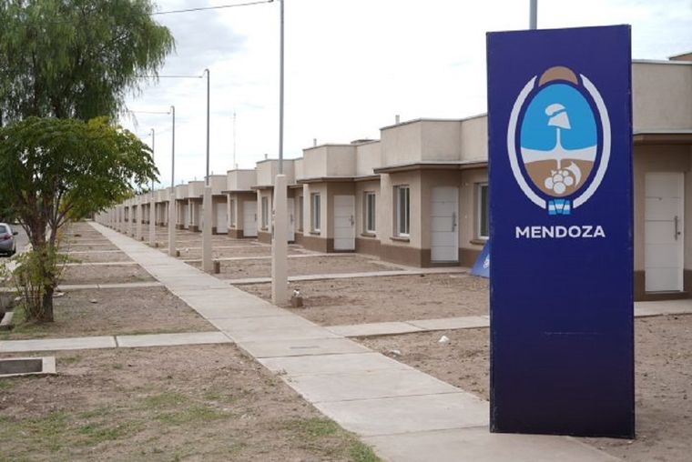 Las nuevas viviendas se ubicarán en Godoy Cruz, Las Heras, Guaymallén y Rivadavia Foto: Gobierno de Mendoza