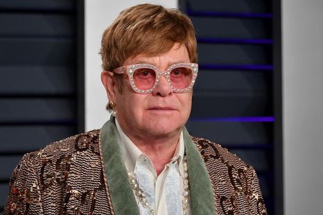 Elton John sufrió una penosa caída, tras su gira mundial Foto: Elton John / Instagram