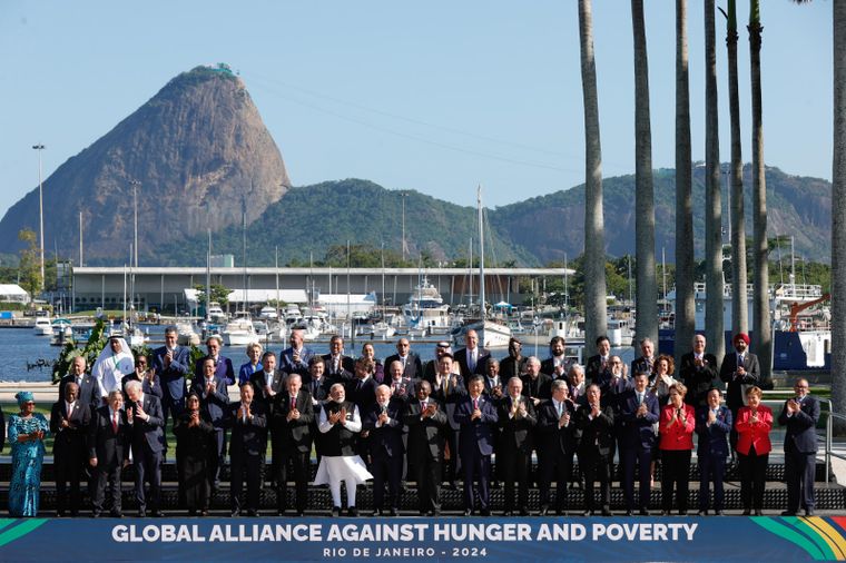 La foto de familia de los líderes del G20. Foto: EFE