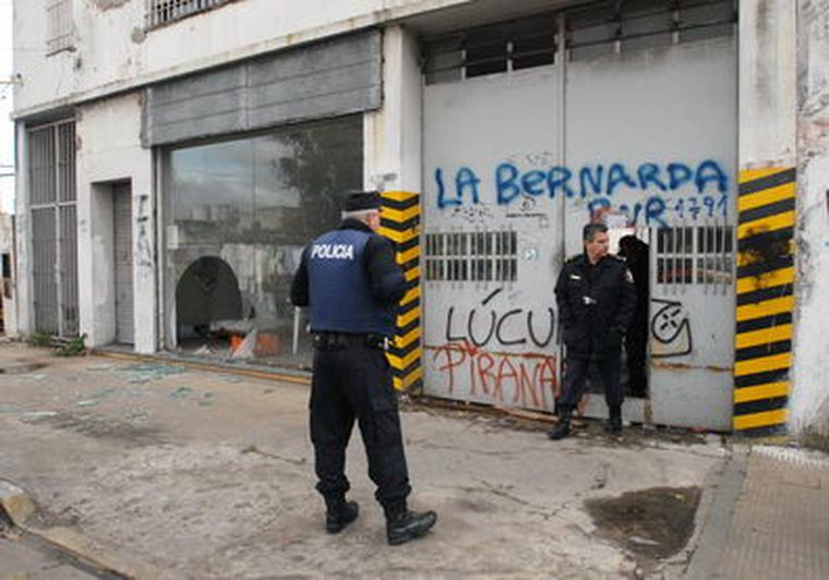 Los policías detenidos son dos en actividad de la bonaerense y un ex integrante de la fuerza. Foto: Télam