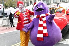 El personaje Grimace de McDonalds volvió a ser protagonista. Foto: Celebrity Land.
