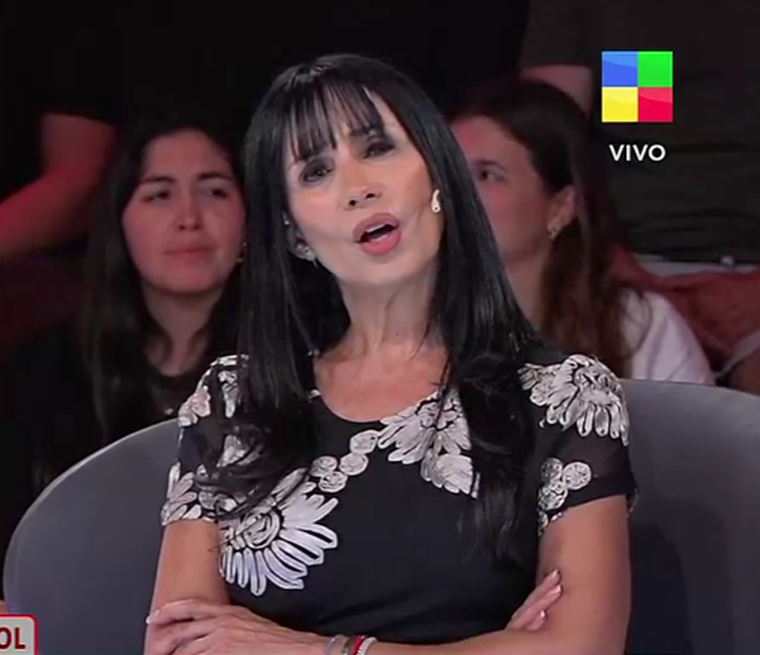 Marixa Balli, confudida. Marixa Balli, confudida.