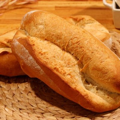 300 g de pan del día anterior