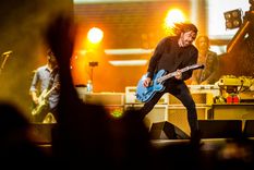 foo fighters en el lollapalooza argentina 2022: la ludica formula de mantener la vigencia