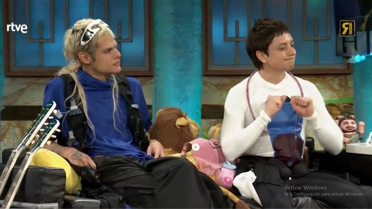 Ca7riel y Paco Amoroso visitaron La Revuelta en España y sus confesiones íntimas se volvieron tendencia mundial. Ca7riel y Paco Amoroso visitaron La Revuelta en España y sus confesiones íntimas se volvieron tendencia mundial.