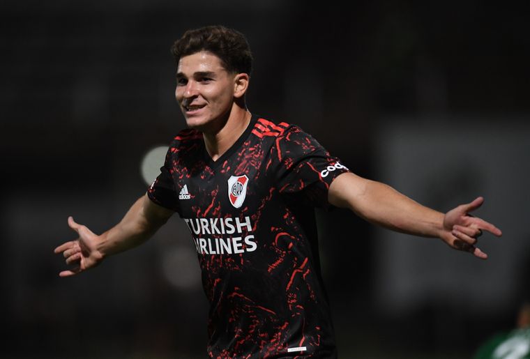 El delantero fue el goleador de la Liga Profesional. Foto: Télam