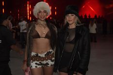 No te pierdas la galería de fotos y looks de la noche de Kevin De Vries en Mendoza. Foto: Marcos Garcia/MDZ