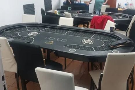 Fue desbaratado un casino clandestino y detuvieron a 10 personas en Rosario Foto: NA