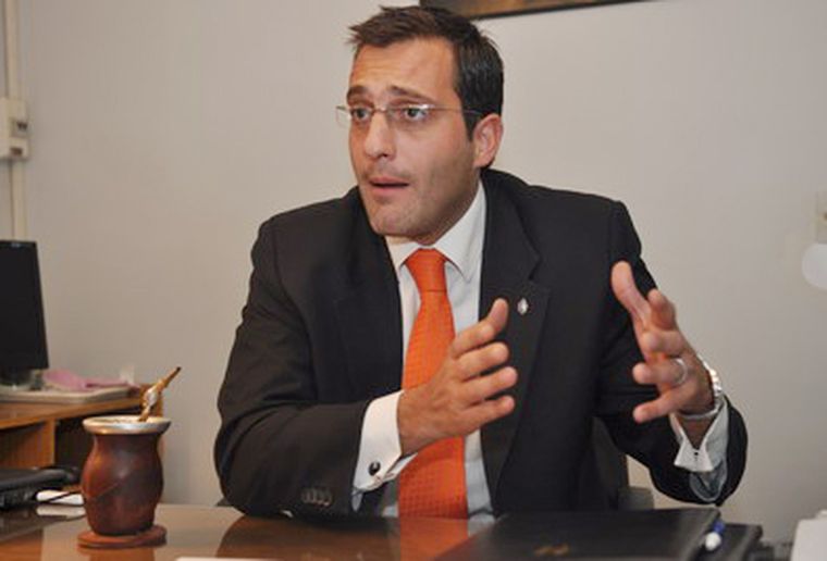 El senador asegura que la UCR está detrás de la decisión. Foto: Gerardo Gómez/MDZ