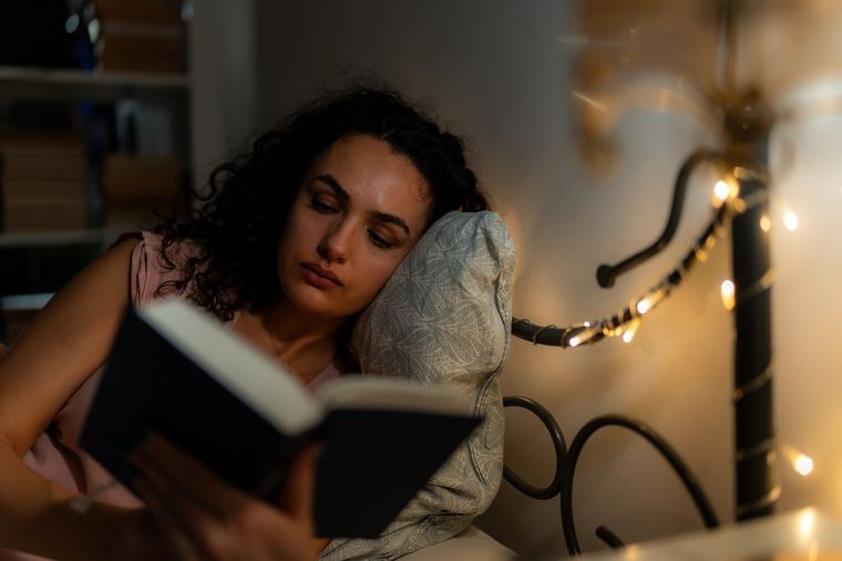 Hay signos del horóscopo gitano que parecen vivir al revés del mundo: duermen poco, pero sienten más. Hay signos del horóscopo gitano que parecen vivir al revés del mundo: duermen poco, pero sienten más.