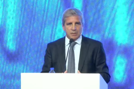 Luis Caputo en la Fundación Mediterránea. Luis Caputo en la Fundación Mediterránea.