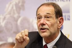 Foto: https://upload.wikimedia.org/wikipedia/commons/f/f4/Javier_Solana_(2007).jpg