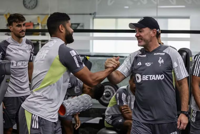 El extremo de Brasil cuestionó las decisiones de Milito en la final de la Copa Libertadores en Buenos Aires. Foto: Prensa Atlético Mineiro