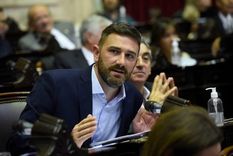 enrique estevez apunto fuerte contra el gobierno por los incendios en el delta