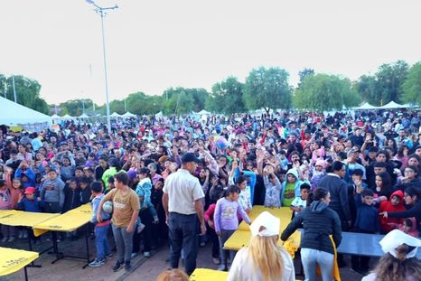 Feria de Pascuas en Luján de Cuyo. Feria de Pascuas en Luján de Cuyo.