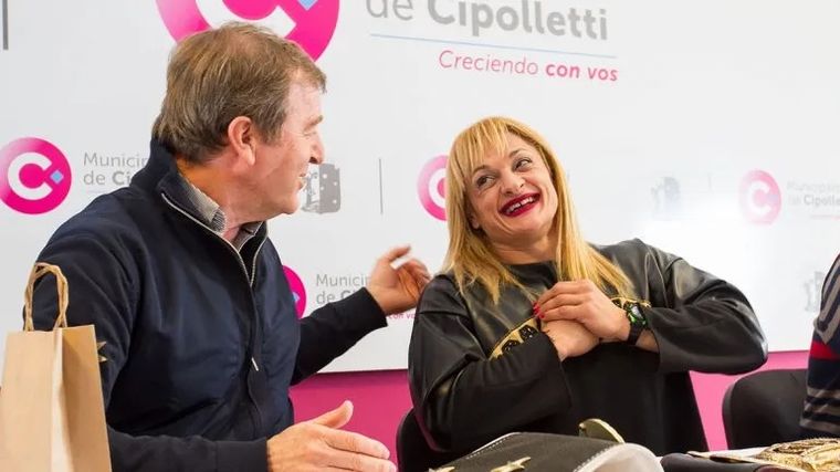 Según relató la Locomotora Oliveras, la propuesta inicial del intendente incluía la realización de una pelea profesional en un estadio de fútbol.