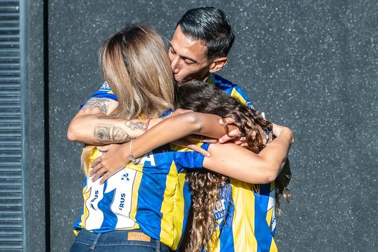 El apoyo de Jorgelina al futbolista.