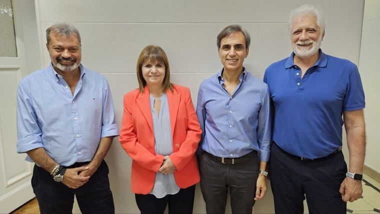 Foto: Twitter @PatoBullrich