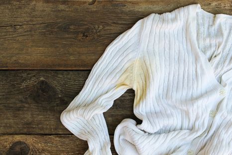 Eliminar las manchas de sudor ya no será un problema de limpieza Foto: Fuente: Shutterstock