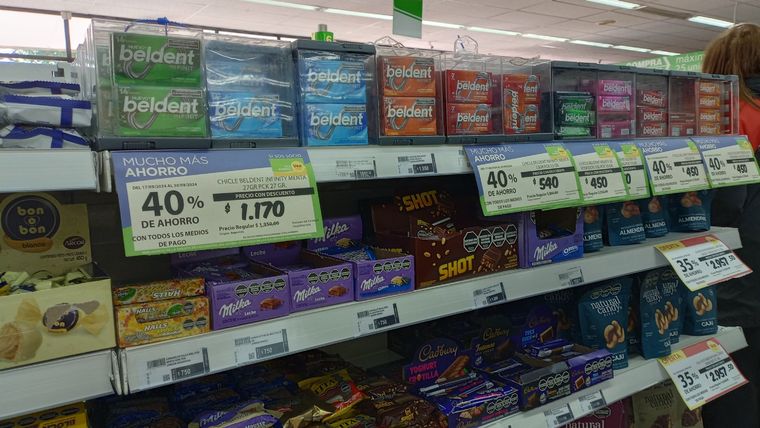 La inflación baja, pero se mantiene en niveles altos Foto: ALF PONCE MERCADO / MDZ