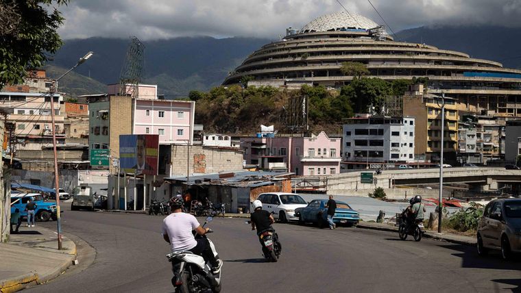 Fotografía que muestra la sede de El Helicoide en Caracas. El presidente del Parlamento venezolano y jefe negociador del chavismo, Jorge Rodríguez, anunció la "liberación" de "un número importante de personas" Fotografía que muestra la sede de El Helicoide en Caracas. El presidente del Parlamento venezolano y jefe negociador del chavismo, Jorge Rodríguez, anunció la "liberación" de "un número importante de personas"