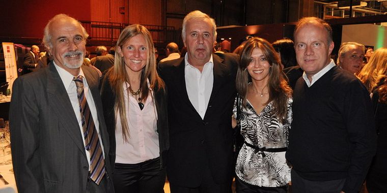 Hugo Munafó -gerente de la fundación- junto a Marian García, Jose Luis Innocenti, Jorgelina Berríos y Carlos Crotta.