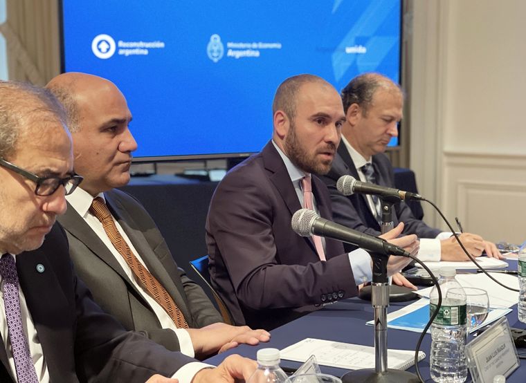 El ministro de Economía, Martín Guzmán, y el jefe de Gabinete, Juan Manzur, se reunieron con empresarios en Estados Unidos.