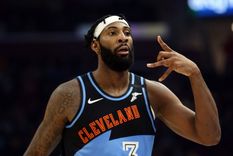 estrella de la nba le alegro el dia a una moza con una propina impensada