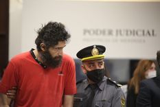 El acusado cuando le leyeron la sentencia a prisión perpetua El acusado cuando le leyeron la sentencia a prisión perpetua