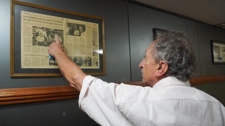 Con casi un siglo de historia, Soppelsa analiza el rubro y el desafío de cómo pasar el legado y la tradición que instaló la familia en Mendoza. Con casi un siglo de historia, Soppelsa analiza el rubro y el desafío de cómo pasar el legado y la tradición que instaló la familia en Mendoza.